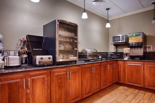 Best Western Plus Inn at Valley View ontbijt